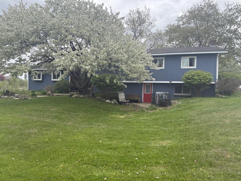 Rental 203553 Main Image
