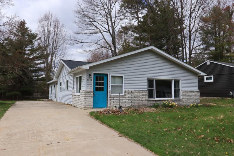Rental 203567 Main Image