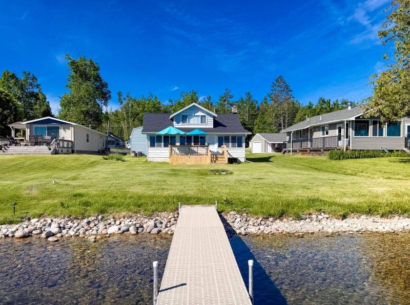 Rental 203996 Main Image