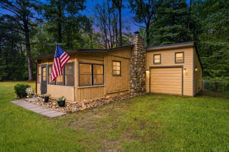 Rental 204649 Main Image