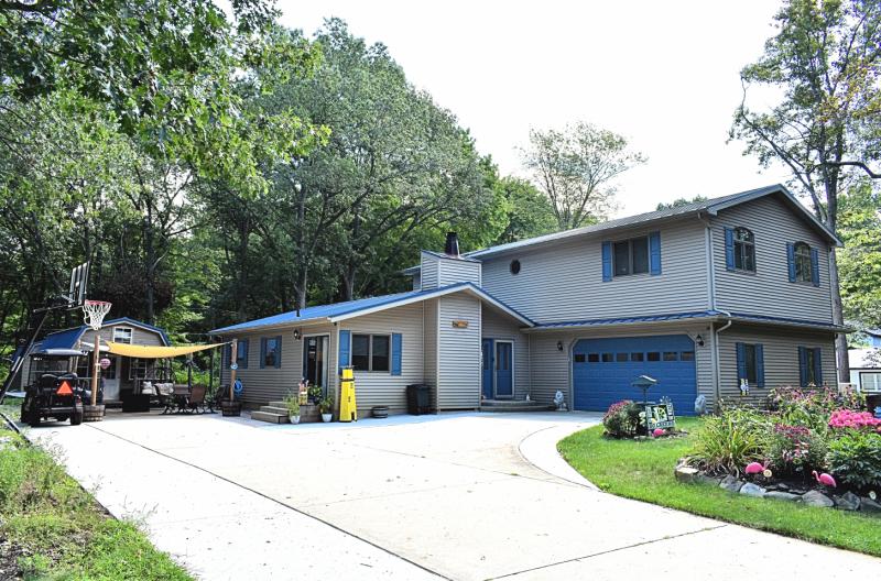 Rental 202013 Main Image