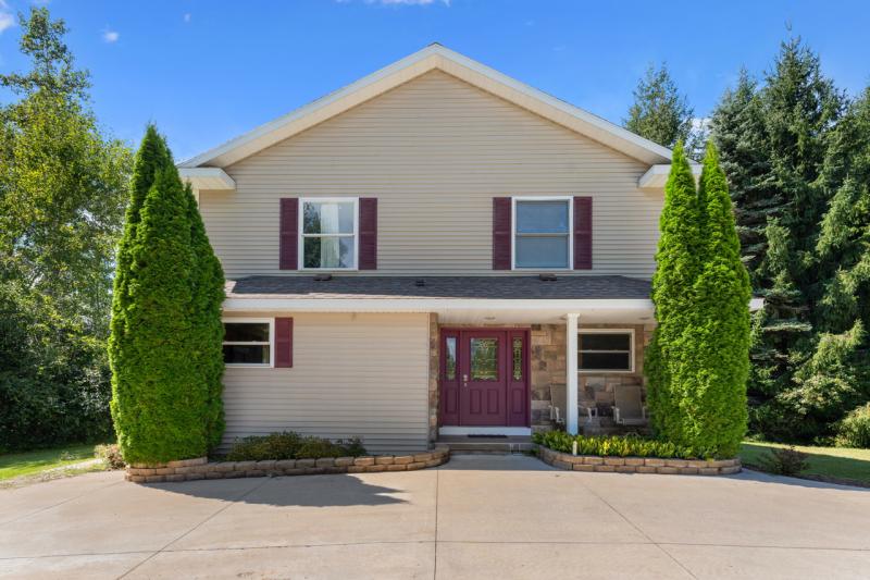 Rental 202077 Main Image