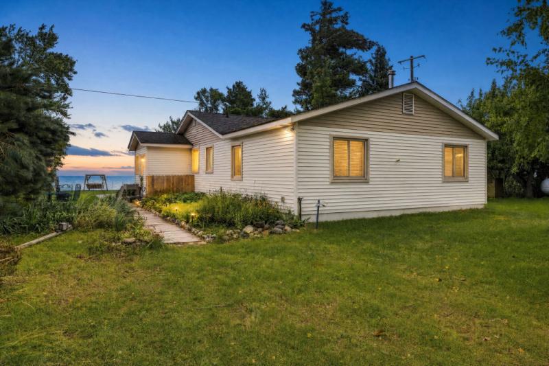 Rental 204839 Main Image
